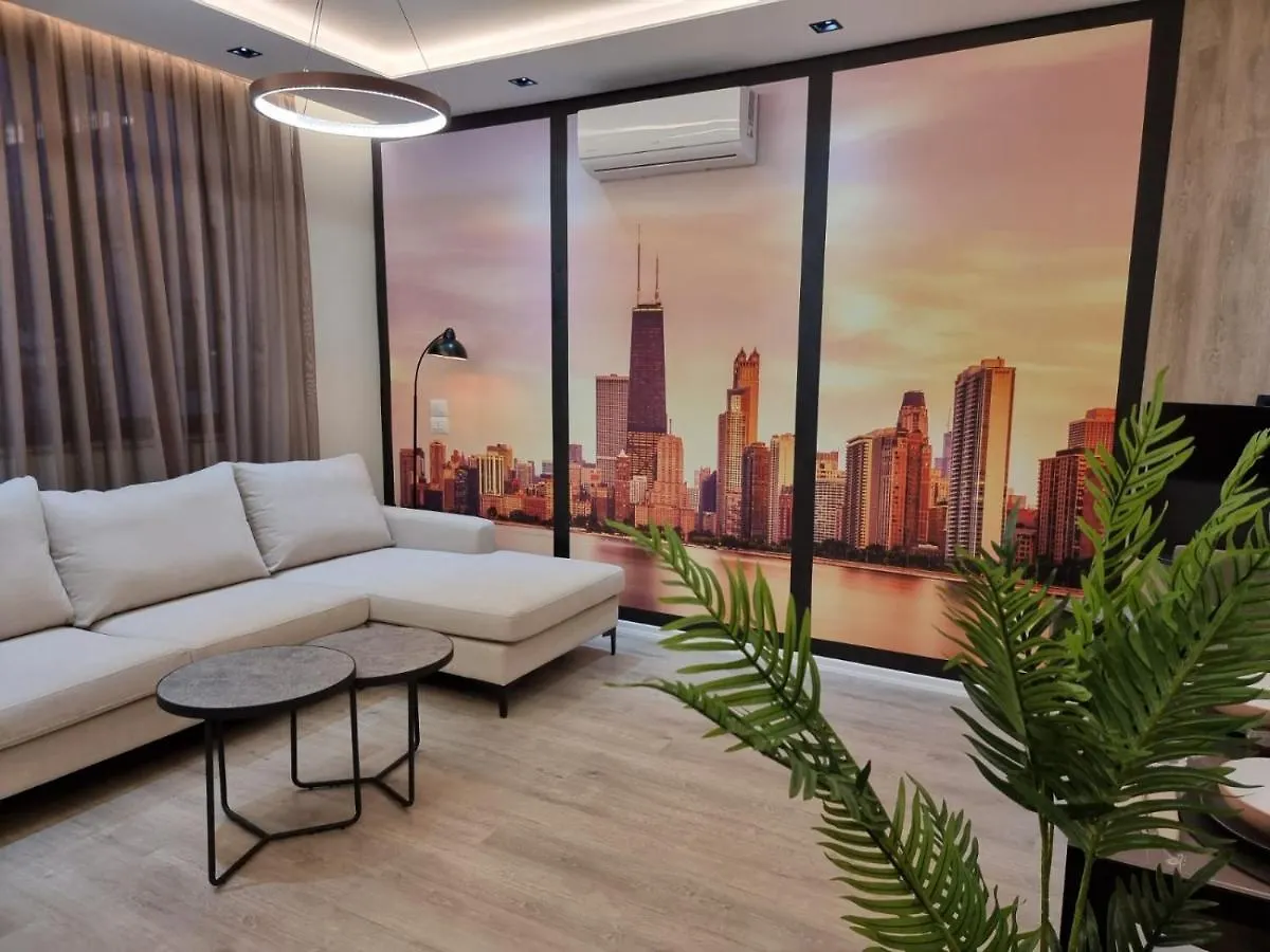 Newly Renovated Apartment Tirana 0*,