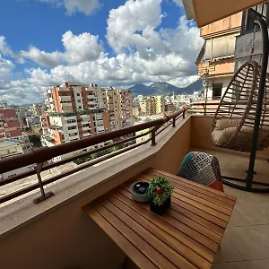 central-nest-studio.hotels-in-tirana.com/